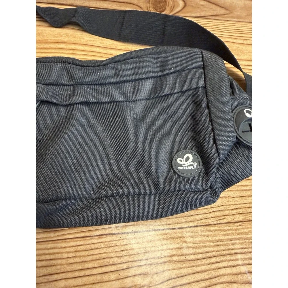 NEW WATERFLY Fanny Pack Unisex Water Resistant Hiking Waist Bag Adjustable Black